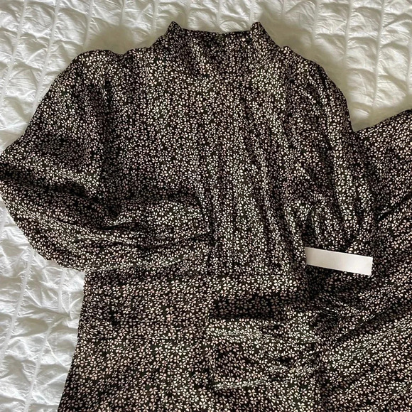 Flynn Skye Magnolia floral mock neck maxi dress in blush Pearl - Picture 13 of 13